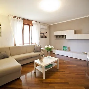  Appartamento Holidays All'eur