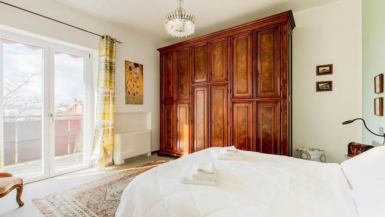 Apartment Villa Scini By Rentbeat Rome