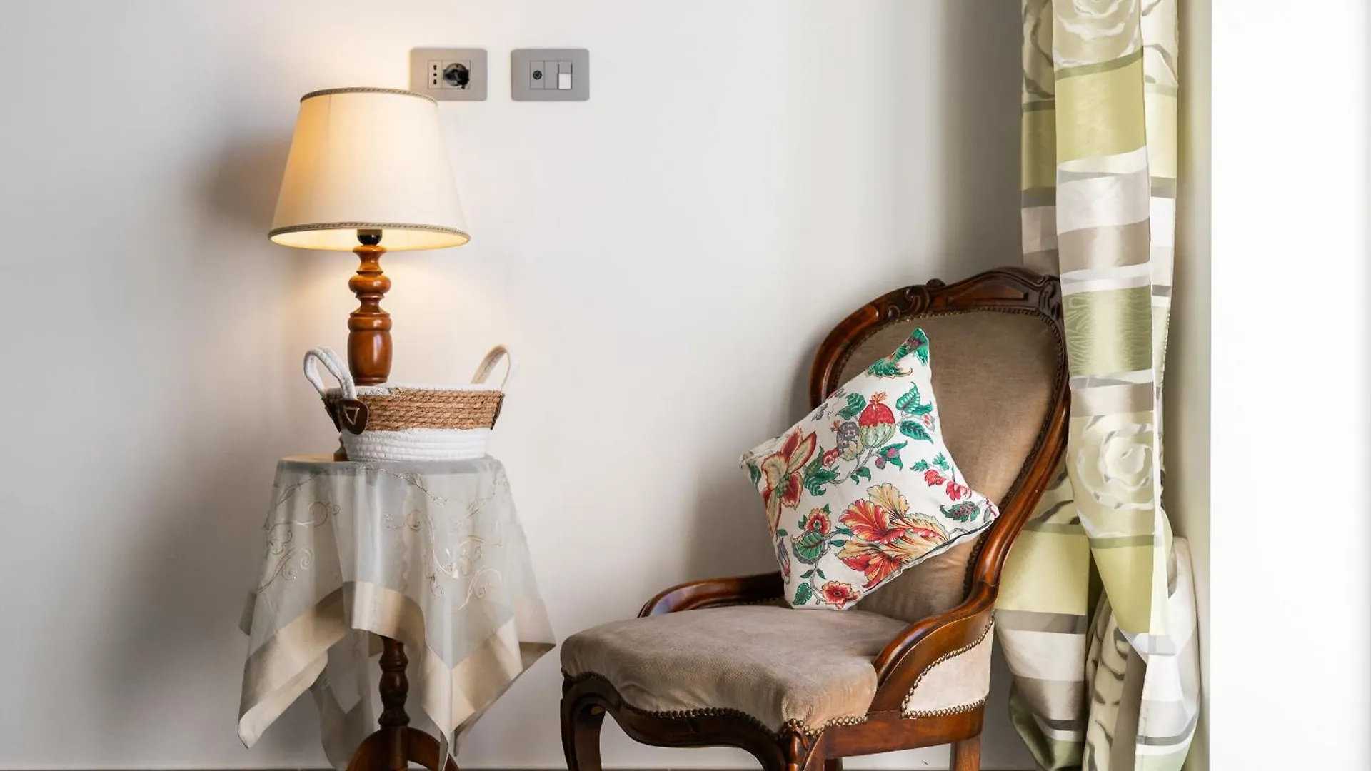 Apartment Villa Scini By Rentbeat Rome